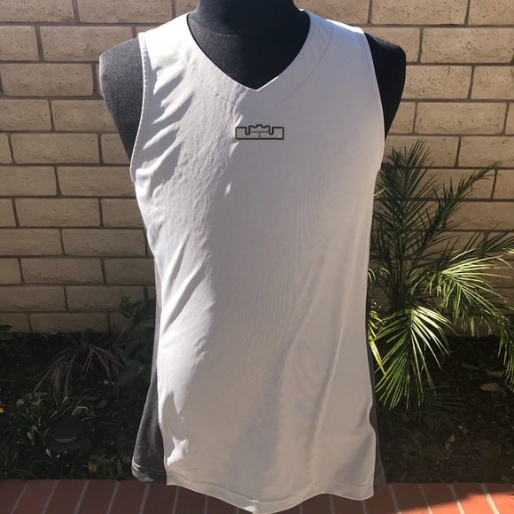 đ«Soldđ« - Picture 1 of 5